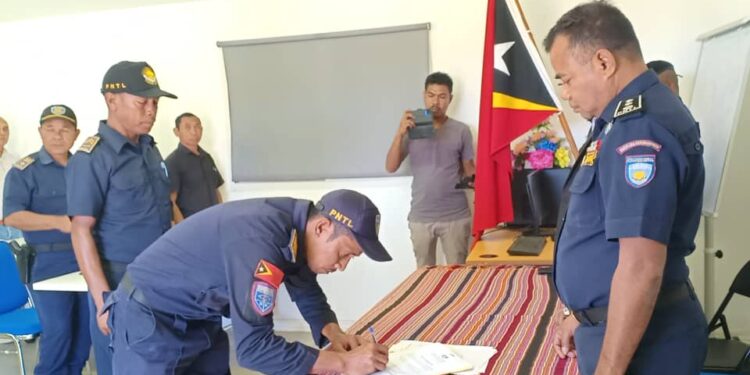 Komando PNTL Ainaro Fo Posse Ba Membru  Na’in 5