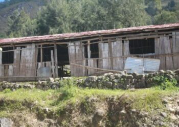 Edefísiu Eskola SACROJES Aituturina Kondisaun Grave