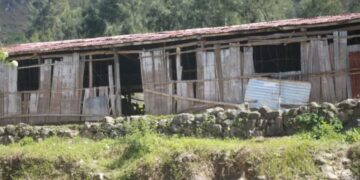 Edefísiu Eskola SACROJES Aituturina Kondisaun Grave