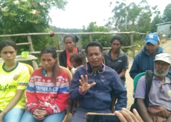  Komuniade Maulahulu no Aldeia Manumera  Tinan 20  lá asesu Eletrisidade no Estrada