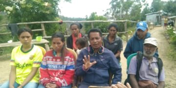  Komuniade Maulahulu no Aldeia Manumera  Tinan 20  lá asesu Eletrisidade no Estrada