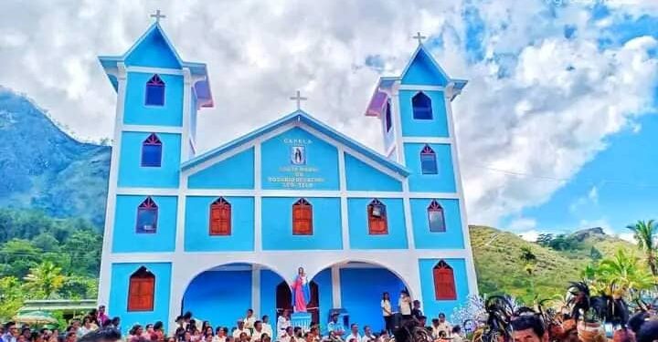 Sua Emenensia Dom Virgílio Cardeal  Husu Sarani Halulik Altar Kapela Leotelo