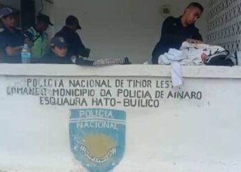 PNTL Ainaro Prende Atributu Arte Marsiais no Rituais inklui sasan Kroat iha Ramelau