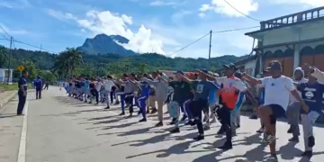 Estudante 65 partisipa treinamentu issar bandeira prepara ba komemora loron proklamasaun independénsia ba dala 47