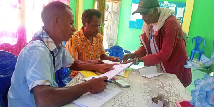 Governu hahù destribui $200 Fin do ano komunidade suku Soro agradese