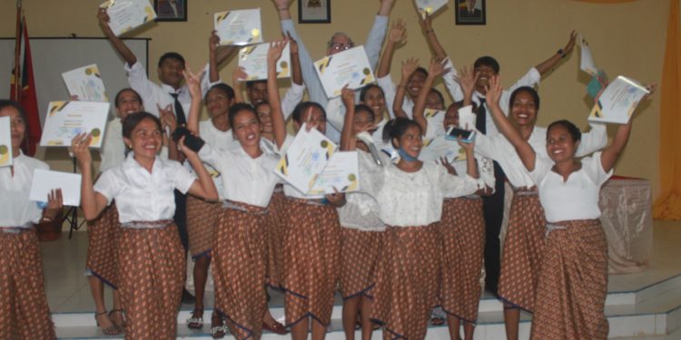 Kursista  Hospitalidade 18 Simu Sertifikadu Iha Ainaro