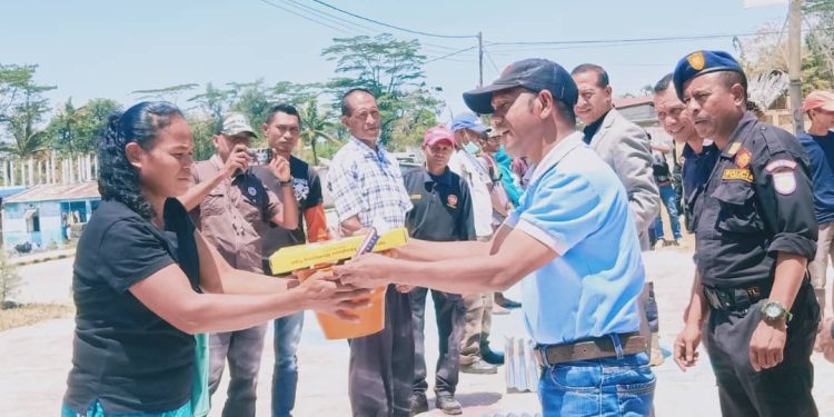 PS-Distribui Materiál Vítima Dezatre Natural Uma Kain 119  iha Ainaro