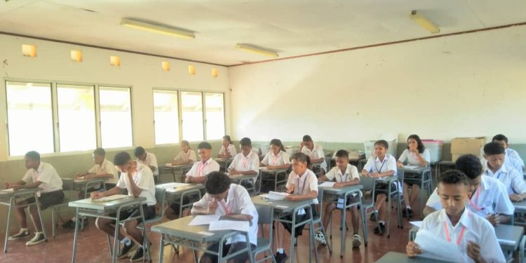Ba Da-huluk Realiza Ezame Nasionál iha Eskola Filial Mau-Nuno Ainaro