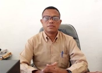 Administradòr Postu  Hato-udo husu Povu  Parsipa Másimu iha loron Proklamasaun 28 Novembru