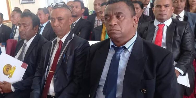 MAE Apela ba Diretúr Sevisu Munisipiál Tenki Unidade Hodi Servi ba Estadu