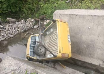 Asidente Tráfegu Envolve Kareta EDTL baku fila rezulta Estudante ida Mate PNTL Rejista Ona iha MP