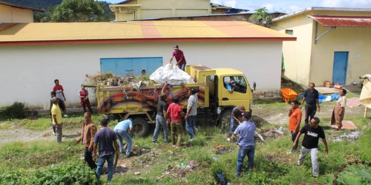 PAM Husu Funsionário Hotu Halo Limpeza Iha Loron Sexta