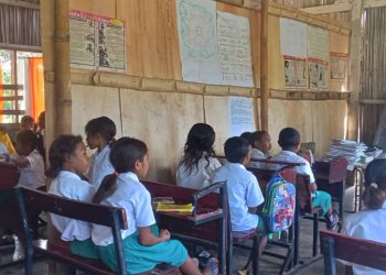 Eskola EBF Sabagu Leo-pat, estudante sira uja sala ida fahe ba turma rua, hodi simu materia husi perofesores sira