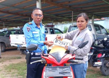 POLTRANS Ainaro Entrega Motor ne’ebé Lakon iha Manufahi ba Nain