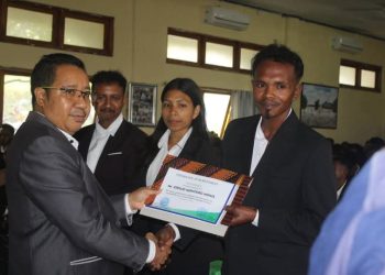 SEFOPE Distribui Sertifikadu ba Formandu 210 Iha Ainaro