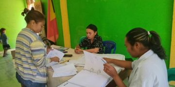 Ekipa PNDS sertifikasaun ikus ba Dokumentus Konstrusaun Iha Suko Soro