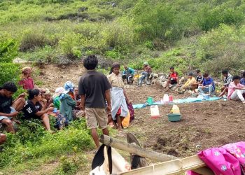 Komunidade Blors iha Aldeia Mauchiga Voluntáriu Ke’e Estrada ho Metru Atus Lima