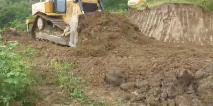 Inisiativa Komunidade Suku Maununu Hadia Estrada Kilo Metrus Lima