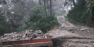 Estrada Ligasaun Dare Mauchiga-Lesuhati Ameasa